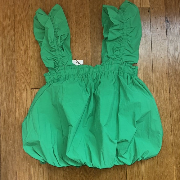 New with tags THML bubble top sleeveless ruffles size small green - Picture 4 of 5